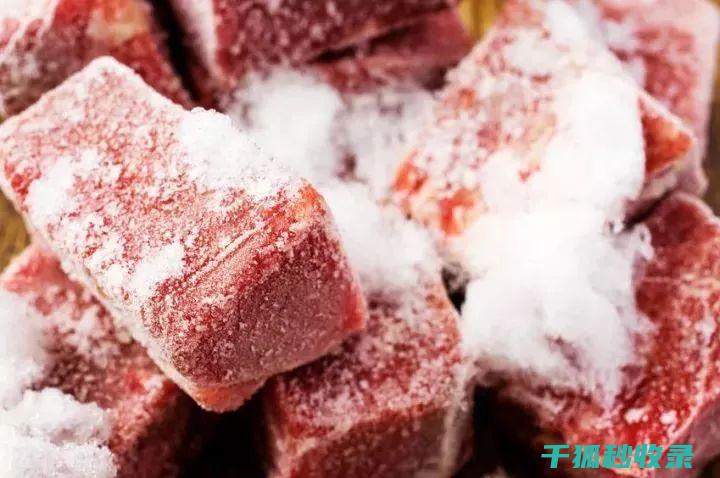 快速解冻肉类：掌握正确方法，提升烹饪效率 (怎么才能快速解冻肉类)