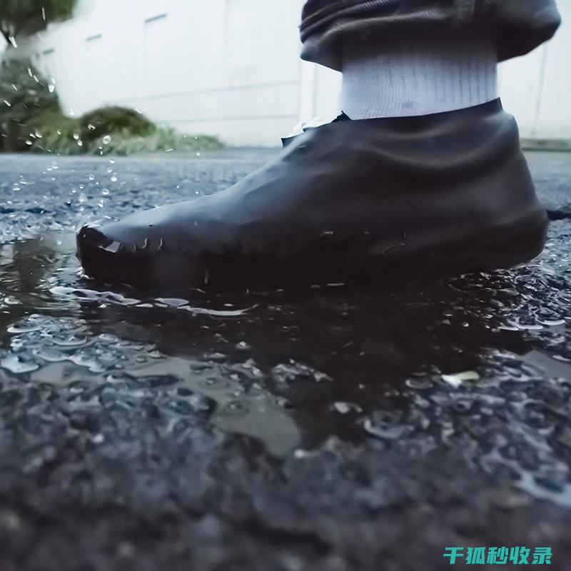 雨鞋清洁全指南：让你的鞋子保持洁净！ (雨鞋清洗)